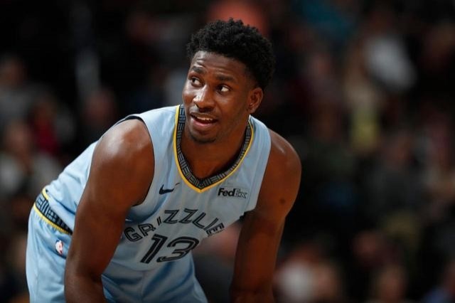 和更广泛地 和更广泛地